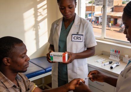 Create an editorial news illustration for an article about 'Sécurité des traitements antipaludiques : le rôle clé de CRS au Congo'. The specific country is Republique du Congo (Brazzaville) (CG); make visual cues accurate to this exact country and av